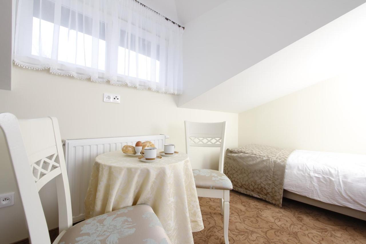 Lawendowy Dworek Hotel Lublin Room photo